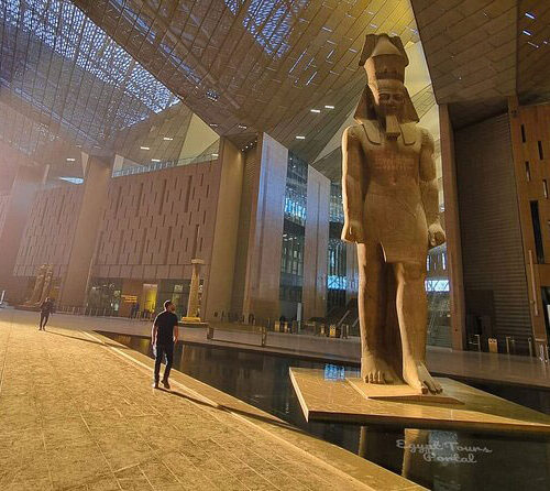 Tagesausflug nach Kairo per Flugzeug